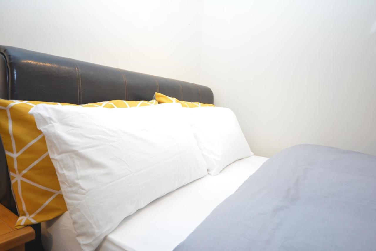 דאגנהאם London Luxury 5 Bedroom House 2 Min Walk To The Tube Station מראה חיצוני תמונה